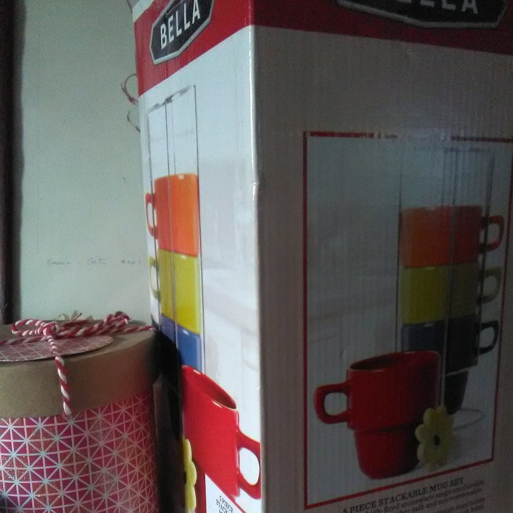 BNIB BELLA 5 Piece Stackable Mug Set - Picture 5 of 6